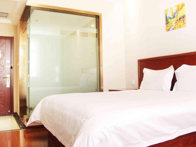 Greentree Inn Shandong Qingdao Development District Sdust Express Hotel Eksteriør bilde